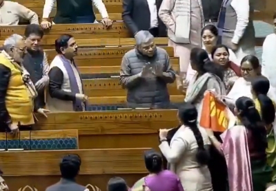 ಲೋಕಸಭೆಯಲ್ಲಿ ಪ್ರಧಾನಿ ವಿರುದ್ಧ ಸಂಚುರೂಪ ಆರೋಪದ ಮೇಲೆ ಎಫ್‌ಐಆರ್ ದಾಖಲು; ಆರೋಪ ತಿರಸ್ಕರಿಸಿದ ಪ್ರತಿಪಕ್ಷಗಳು 