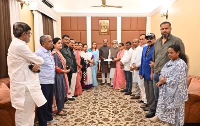 ಎನ್‌ಡಿಎಗೆ ಟಿಎಂಸಿಯ ಬಂಡಾಯ ಸಂಸದರ ಬೆಂಬಲ : ಲೋಕಸಭಾ ಸ್ಪೀಕರ್ ಓಂ ಬಿರ್ಲಾ ಗೆ ಭೇಟಿ | JANATA NEWS